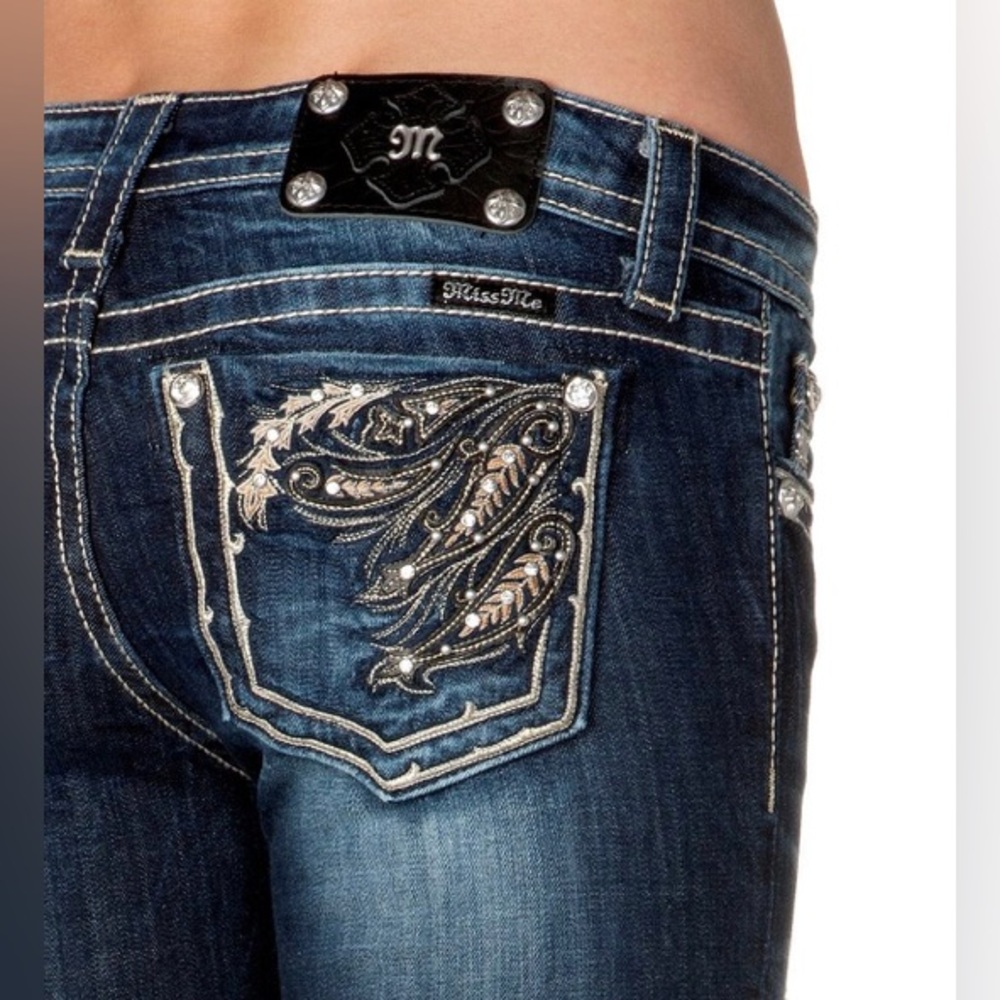 Miss Me Jeans Women’s Sz-31 Blue Denim Low Rise Y2K Bootcut Distressed JW5839B4